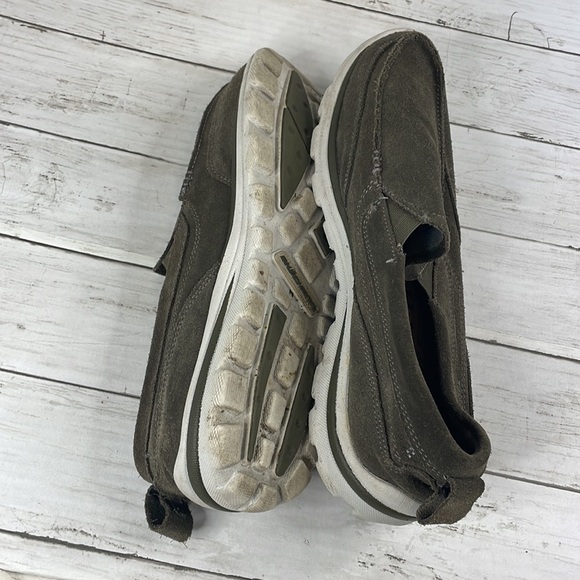 Skechers Relaxed Fit MIlford Suede Slip-on Loafer - Picture 8 of 12